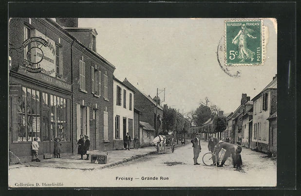 CPA Froissy, Grande Rue et Cycles-Automobiles Sapin 1911
