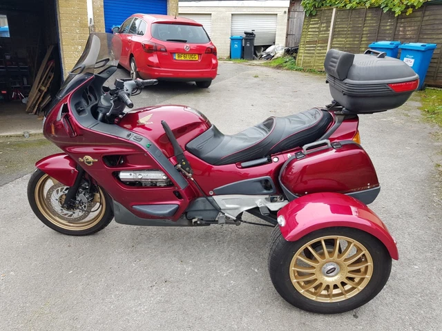 2002 HONDA ST 1100 Pan European Trike 2 550.00 PicClick UK