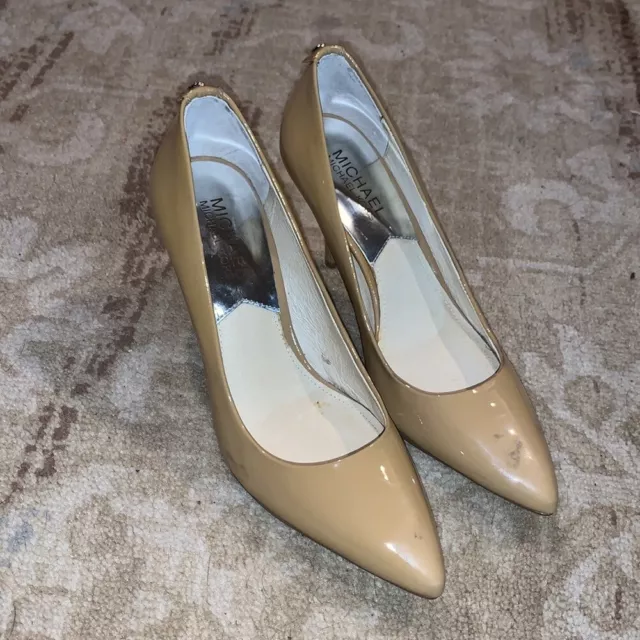 MICHAEL Michael Kors tan patent leather heels size 6