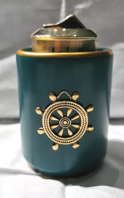Vintage Colibri of London Ship Wheel Cigarette Lighter - untested