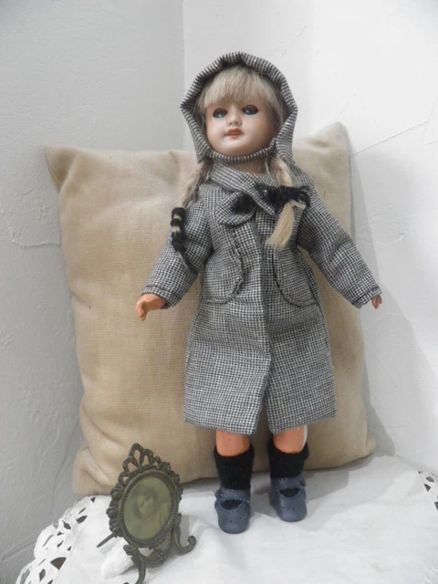 Bleuette, authentque tenue GL,  REGATES  et son Chquto , année