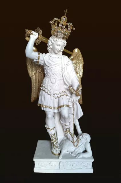 Statua di San Michele Arcangelo in resina-polvere di marmo, 45cm
