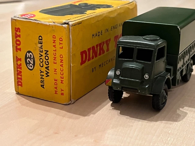 Dinky Toys Ford 40 RV No.132 Metallic Blue Made in England Original