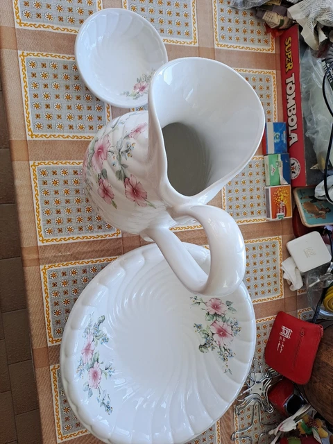Serie Di 3 Bellissimo Nuovi Caraffa Piattino Catino Ceramica Mai Usati.. Leggi