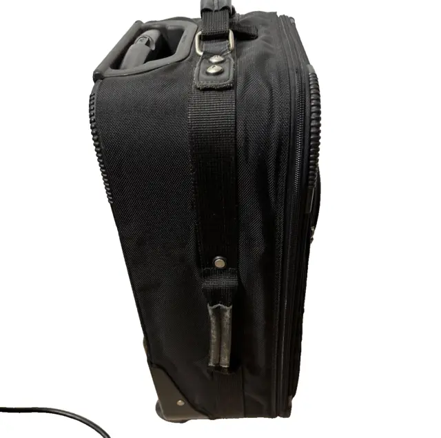 Preowned DAKOTA by Tumi Black Luggage 20" Upright Wheeled Suitcase 3