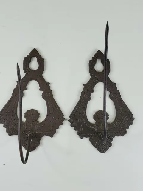 2 Vintage Victorian Ornate Metal Cast Iron Wall Mount Bill Spikes Hooks