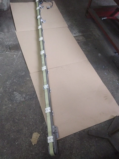 Conveyor transporter 2500X30mm /#C B3J 6760