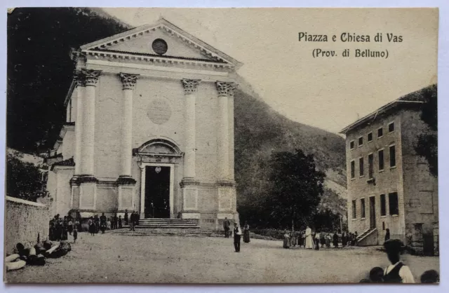 Cartolina Vas animata chiesa piazza Belluno Veneto paesaggistica T10