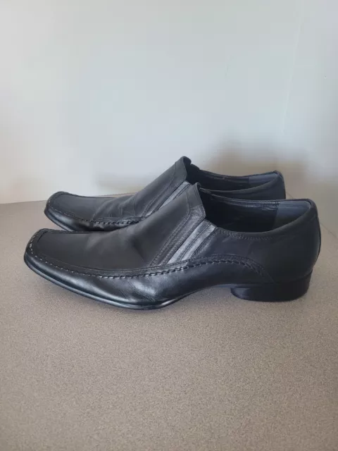 Men's Kenneth Cole Reaction Black Leather,  Slip on Dress  Shoes size 11 M GUC