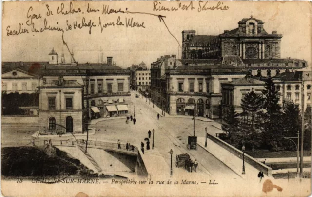 CPA CHALONS-sur-MARNE Perspective sur la rue de la MARNE (490914)