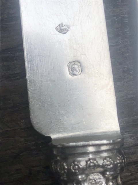 861033_7 861033_7