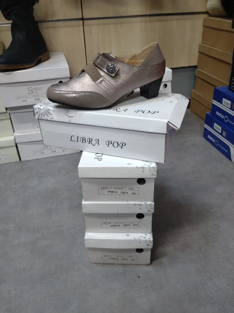 LOT REVENDEUR DESTOCKAGE fins de series escarpins brides talon