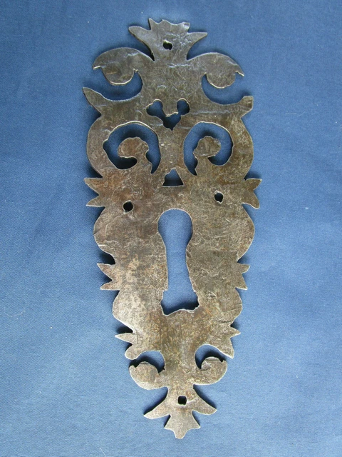 Grande entrée serrure fer forgé ouvragée ancienne 21 X 9 cm