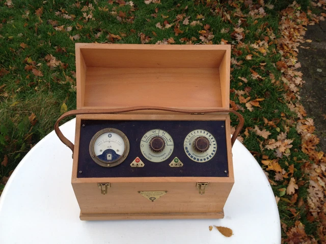 Wohlmuth zentrale Original Apparat mit Zubehör Heilgerät  für Bastler 1950er