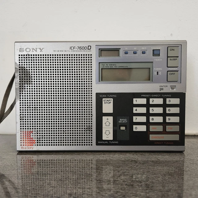 Récepteur radio synthétisé vintage Sony ICF-7600D Récepteur radio synthétisé vintage Sony ICF-7600D