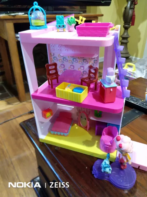 SHOPKINS DOLL HAPPY Place DOLLHOUSE House FURNITURE Pet Shoppies