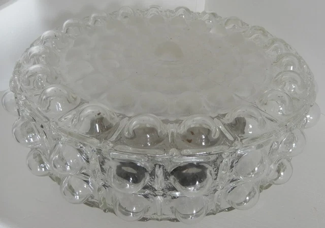grand plafonnier rond applique vintage en verre transparent moulé epais TYNELL ?
