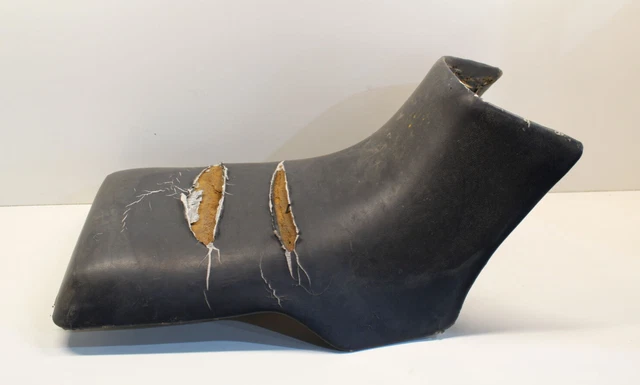 1988 Yamaha Moto 4 YFM225 OEM FRONT REAR SEAT SADDLE 59V-24710-00-00 GREY