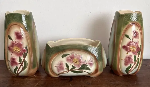 Antico trittico di vasi in ceramica- fiori /barbotine /cachepot/jardiniere