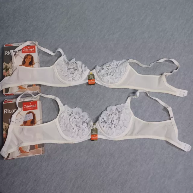 VINTAGE White Lace Wire Bras 32A 80B Triumph Ricarda D New in Box Dead Stock Lot