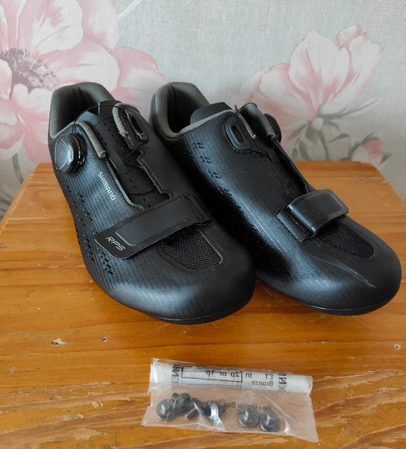 Shimano RP5 Boa SPD-SL Rennradschuhe Gr. 42 schwarz SH-RP501.