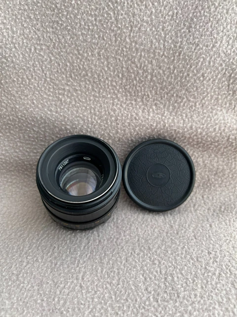 Helios 44-2 58 mm f2 obiettivo sovietico bokeh ritratto DSLR Helios 44-2 58 mm f2 obiettivo sovietico bokeh ritratto DSLR