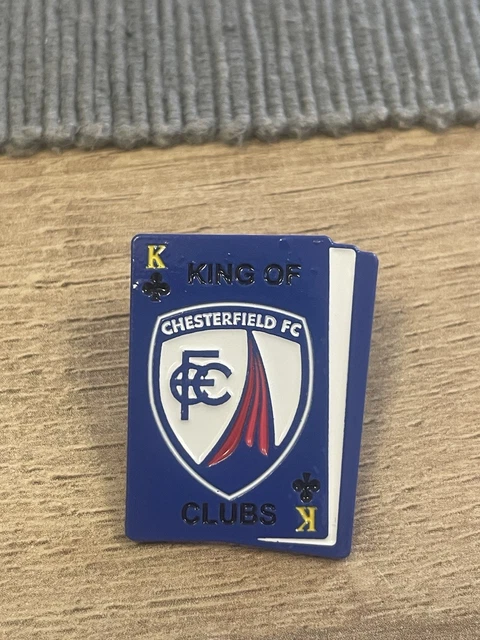 Pin’s Chesterfield FC – Ancien Badge émaillé Supporter Football