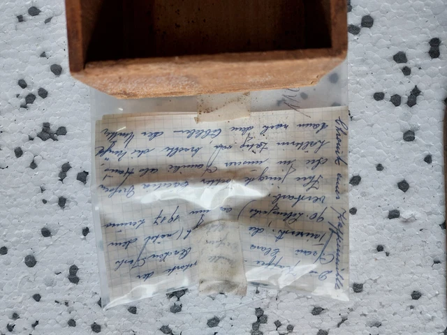 Peter Dienes Kaffeemühle antik mit Chronik 5
