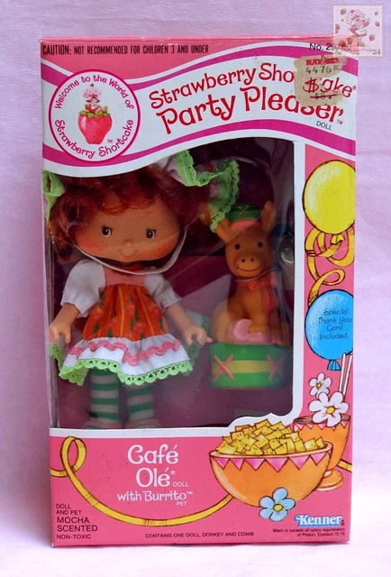 VINTAGE CHARLOTTE FRAISES STRAWBERRY SHORTCAKE Cafe Ole et Burrito