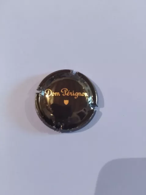 capsule de champagne dom perignon