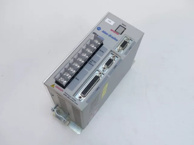 Allen-Bradley Ultra 3000i 2098-DSD-005X Servo Drive neuwertig