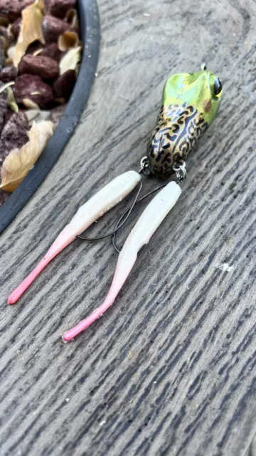 BASS ONE OF A KIND! Handmade, hand carved, rattling surface frog Bass Lure 2