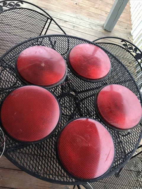 12" Red LED Dialight Traffic Light  Replacement Lot Of 5 Used