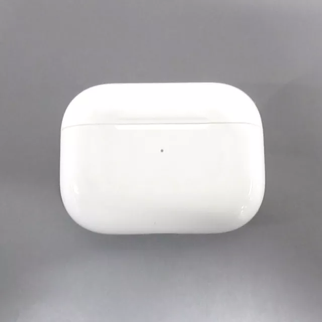 Auth Apple AirPods Pro (1st generation)/ AirPods Pro Charging Case White silicon