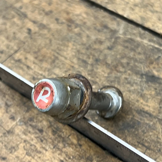 Vintage Raleigh Seatpost Clamp R Nut Bolt Chopper Superbe Sports Cruiser Binder Vintage Raleigh Seatpost Clamp R Nut Bolt Chopper Superbe Sports Cruiser Binder