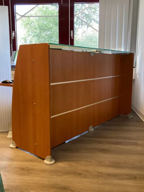 Tresen für Empfang