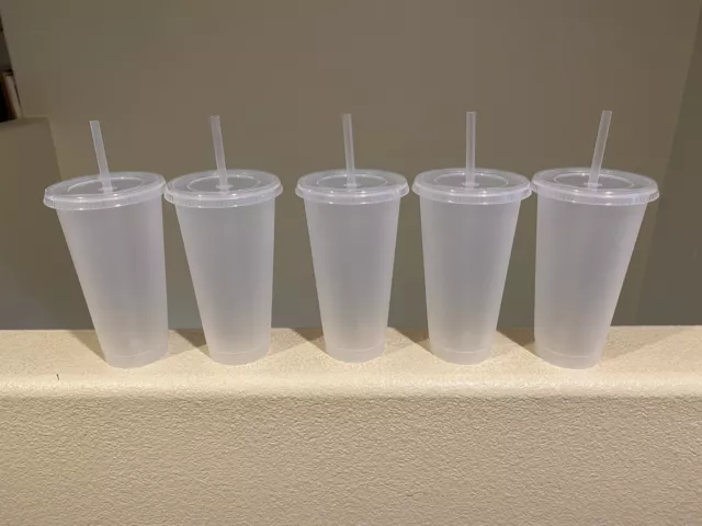 https://www.picclickimg.com/IBMAAOSwkC5ftbM-/Reusable-Plastic-Cups-With-Lids-24oz-Venti-Size.webp