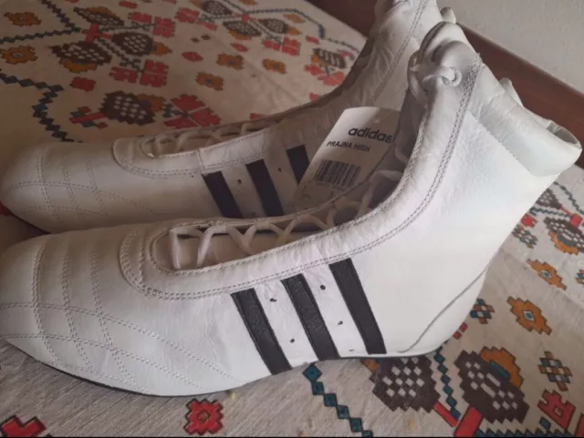 Adidas indossate 2025 da freddie mercury