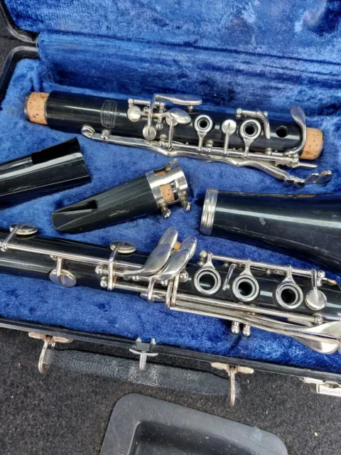 Clarinet With Case Bundy Selmer USA missing 1 connector