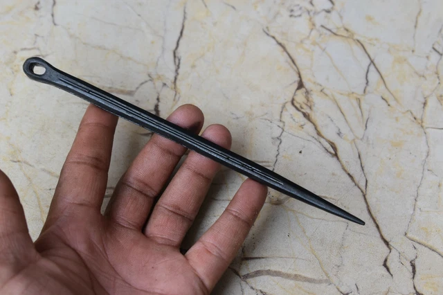 Vtg blacksmith hand forged iron twisted spike fid spiral sailing boating tool