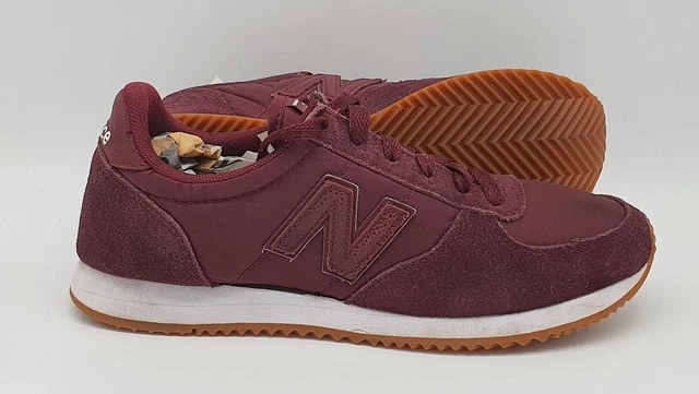 NEW BALANCE 220 Low Suede Trainers WL220JB Burgundy White Gum UK5