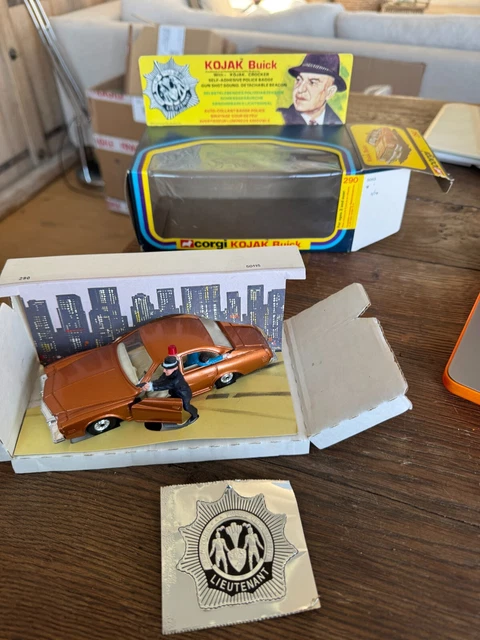 CORGI 260. BUICK REGAL Police. Années 70. GT Britain. Superman