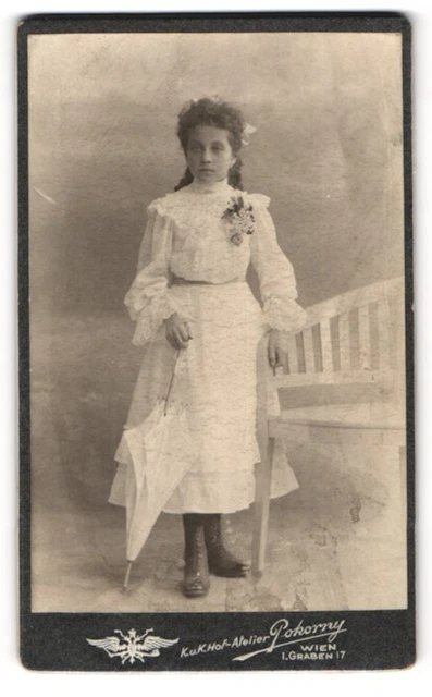 Fotografie Rupert Pokorny, Wien, Mariahilferstr. 55, Junge Dame im weißen Kleid