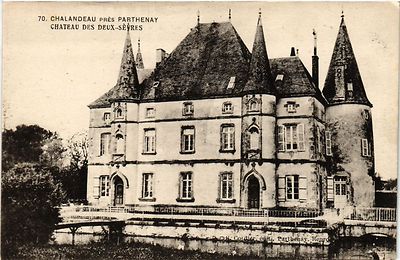 CPA/DEP 79  /PARTHENAY LE CHÂTEAU 