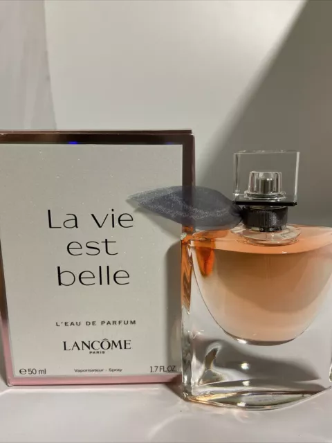 Lancome La Vie Est Belle 1.7oz  Women L’Eau de Parfum Rechargeable Spray