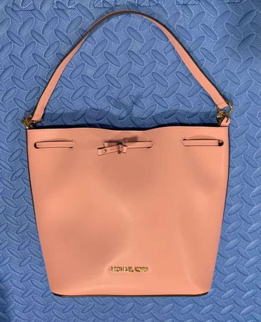 Michael kors on sale eden bucket bag