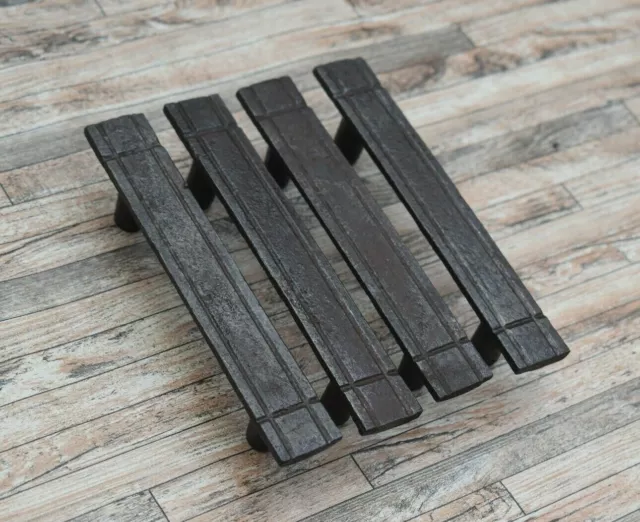 Vtg Cast Iron Drawer Cupboard Door Pulls Handles Rustic Tools Farm Barn Deco 4pc