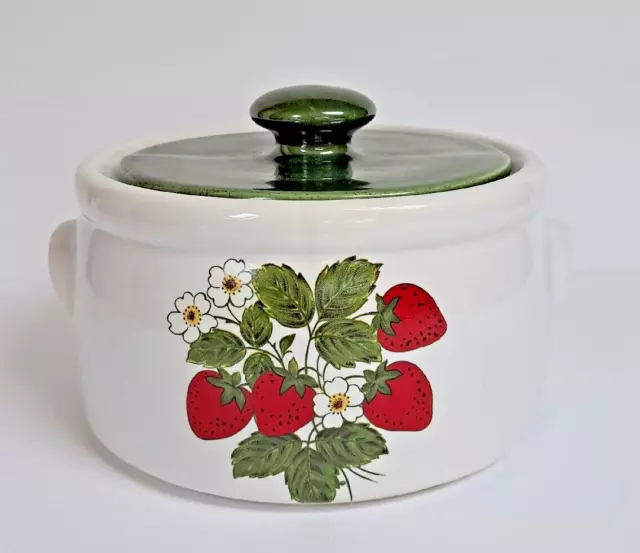 McCoy Pottery "Strawberry Country" Vintage 1980 Round Casserole Bean Pot #1421