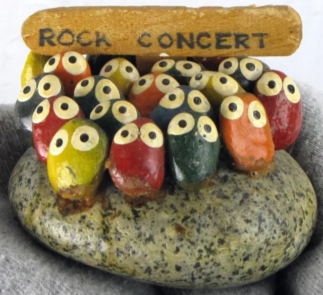 Vintage Original Pet Rock Concert Rock Garden Paperweight 1970s
