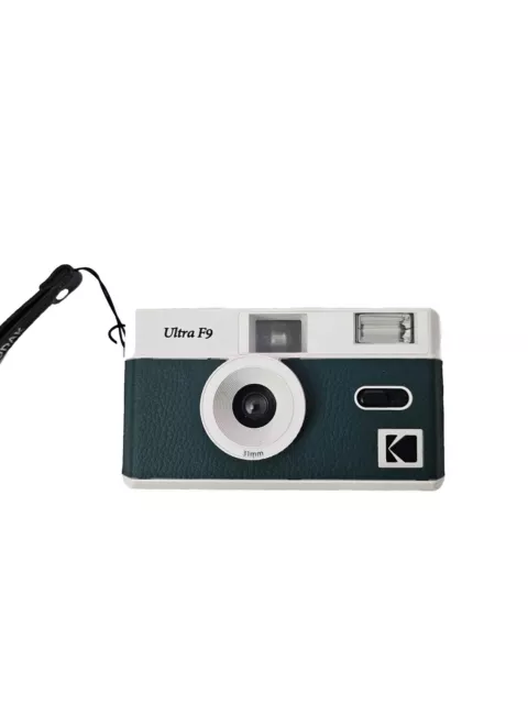 Kodak Ultra F9 Reusable 31mm Camera (Dark Night Green)